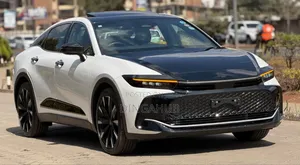 Toyota Crown 2023 White