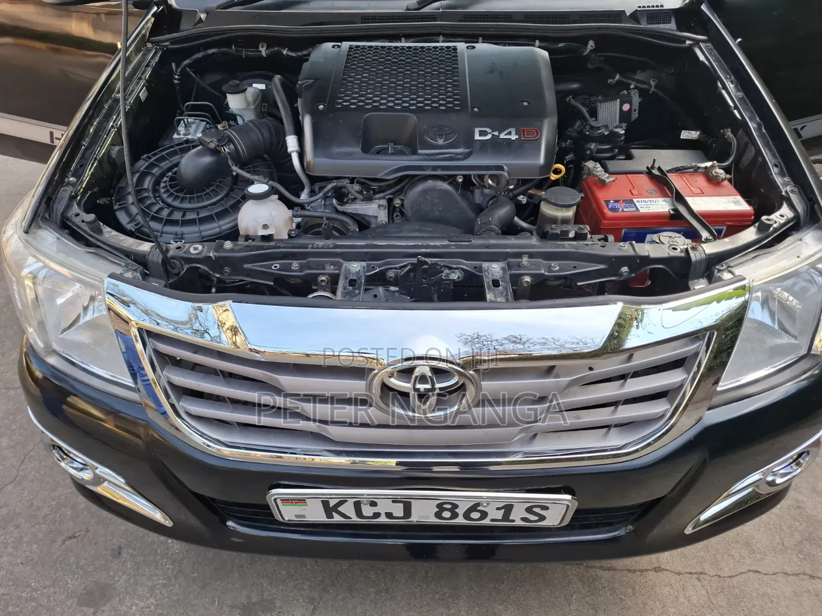 Toyota Hilux 2010 Black