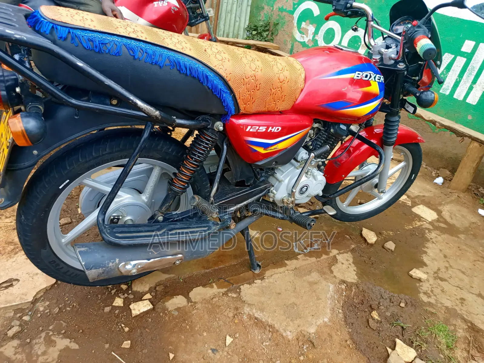 Bajaj Boxer 125 2022 Red