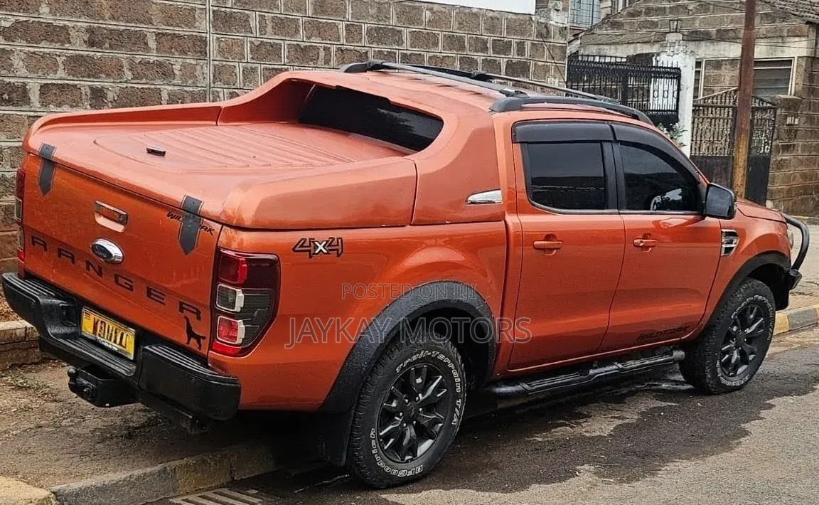 Ford Ranger Wildtrak 2012 Orange