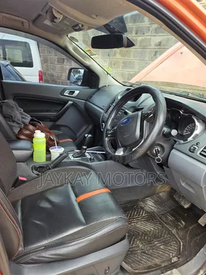Ford Ranger Wildtrak 2012 Orange