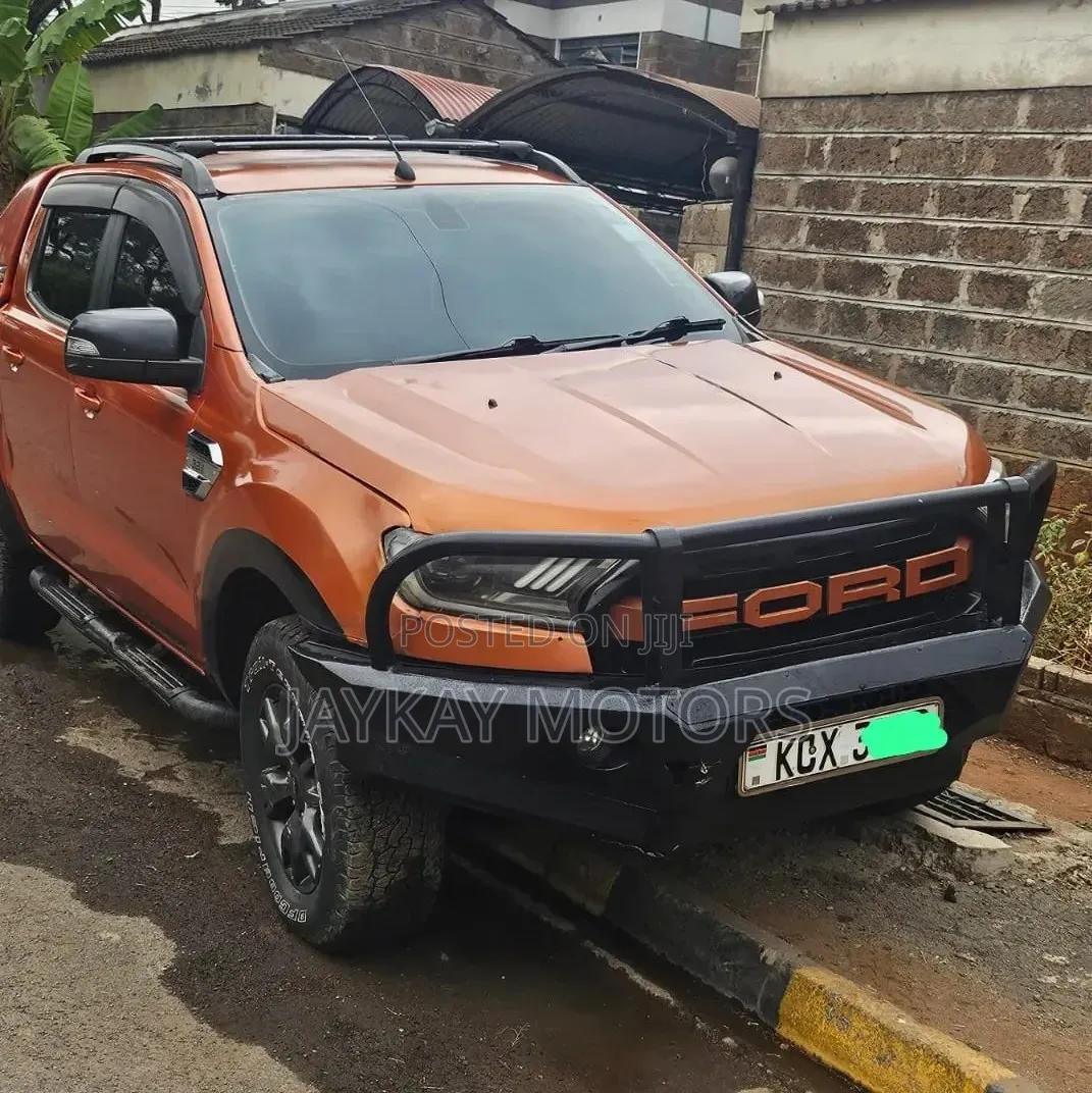 Ford Ranger Wildtrak 2012 Orange