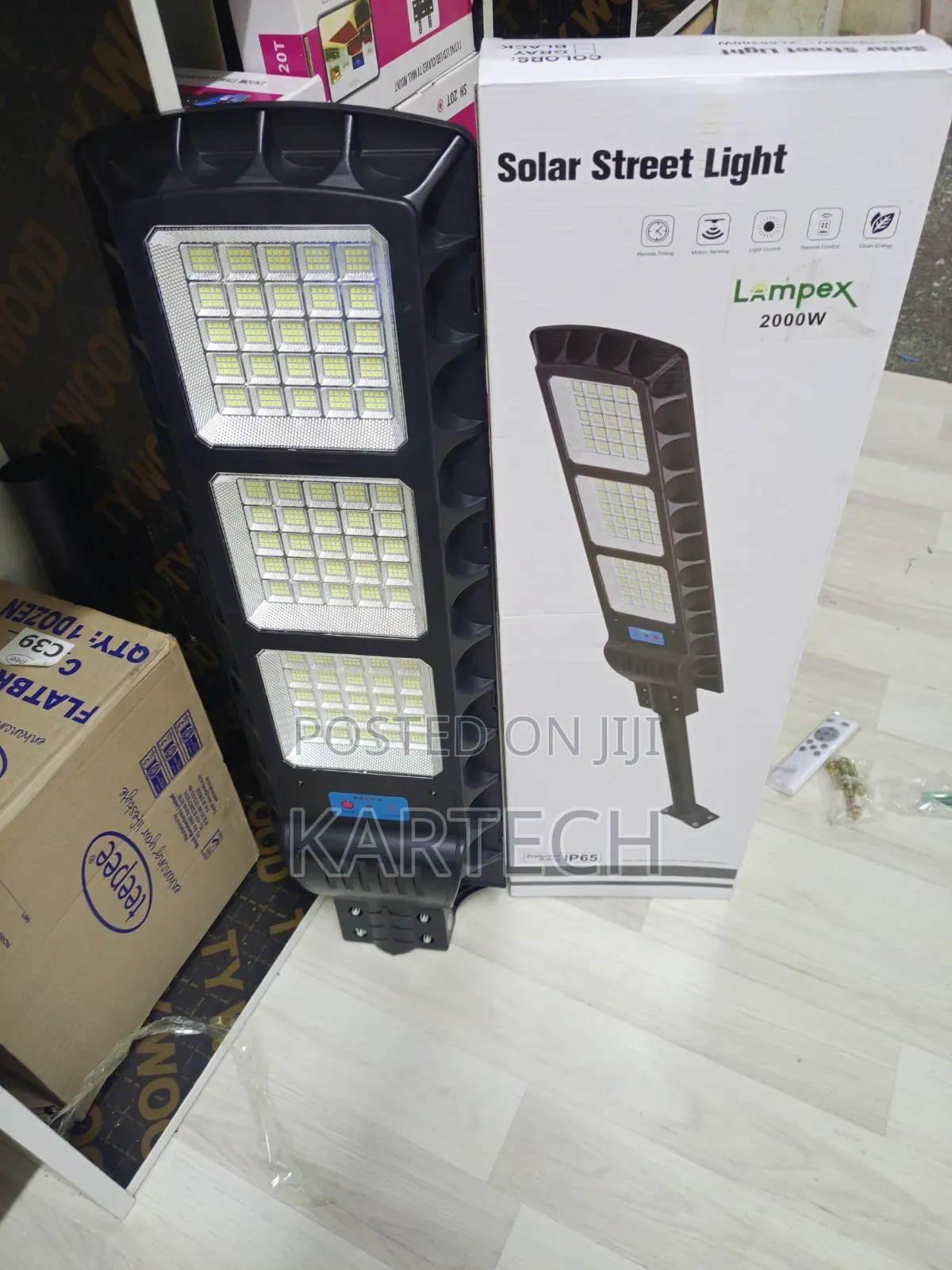 2000W Lampex High-Brightness Solar LED Street Lamp