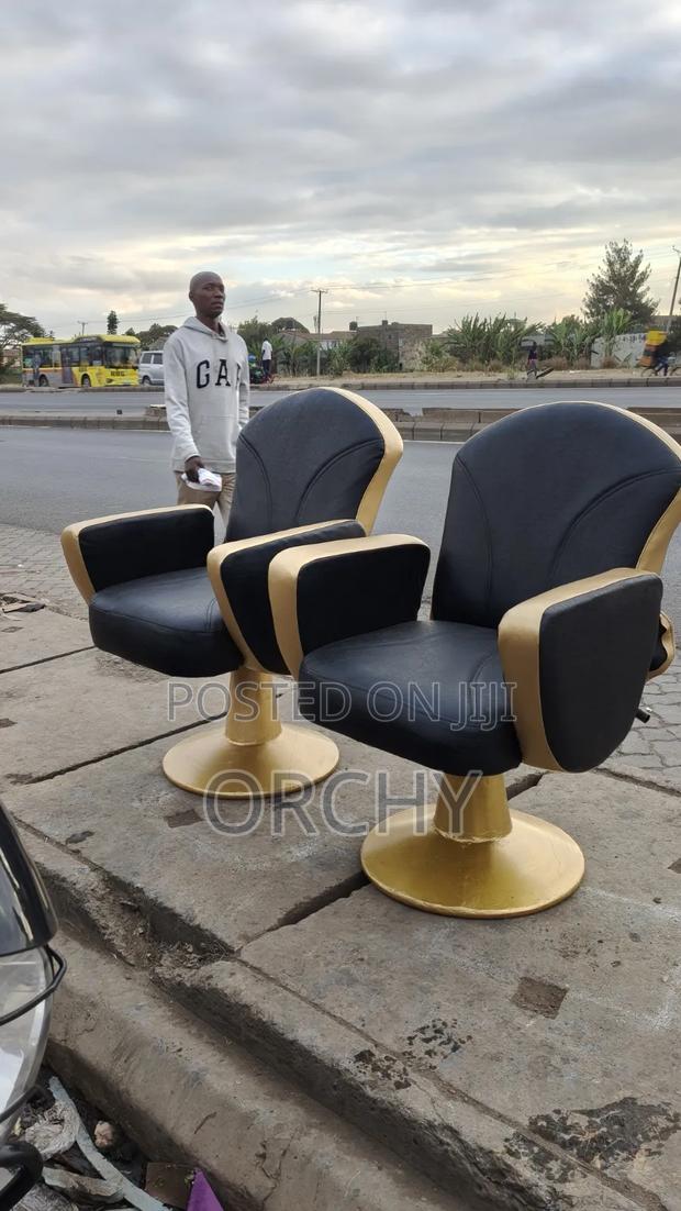 Recliner Salon Seats - thumbnail 2