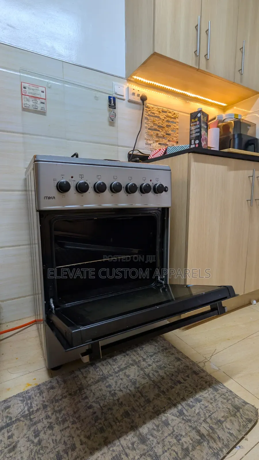 Mika 3-Gas + 1-Electric Plate Standing Cooker With Oven