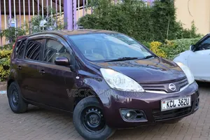 Nissan Note 2010 Maroon