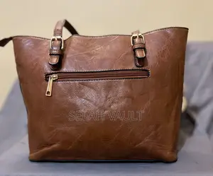 Brown Leather Tote Bag With Zip Closure