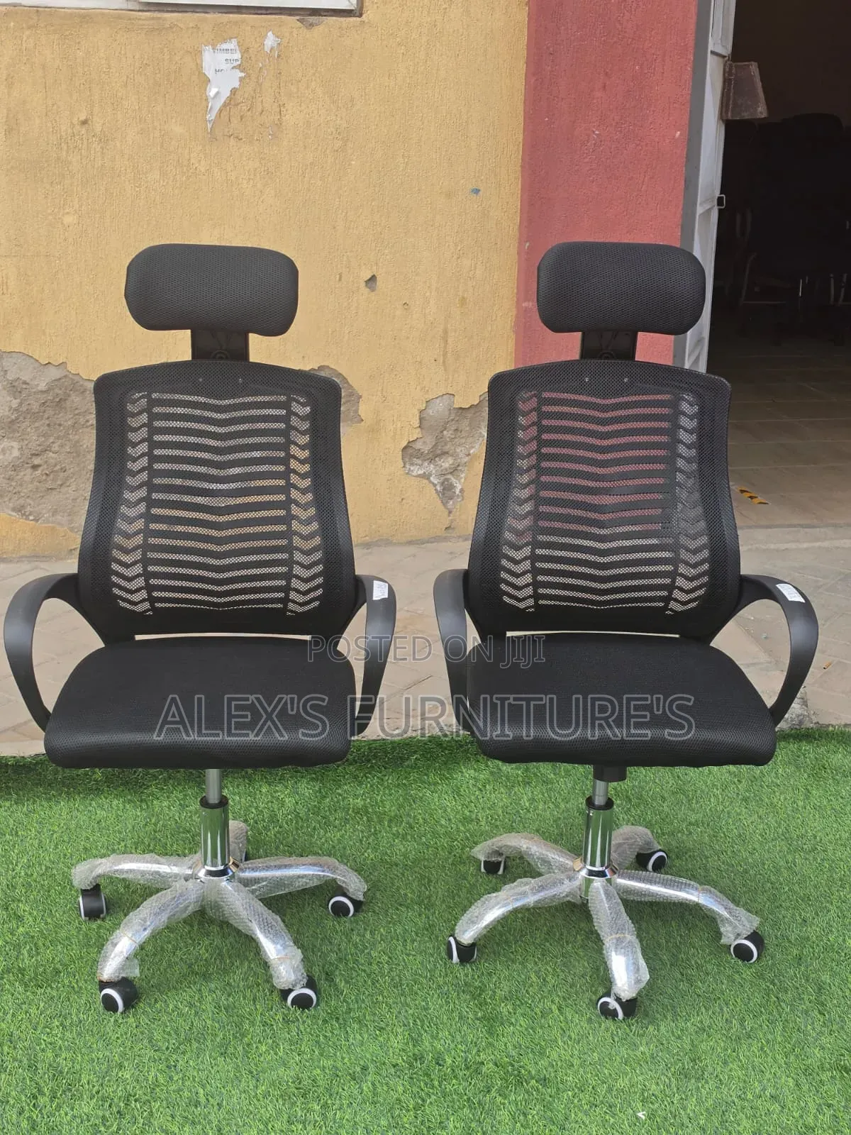 Assemble Reception Modern Office Chairs