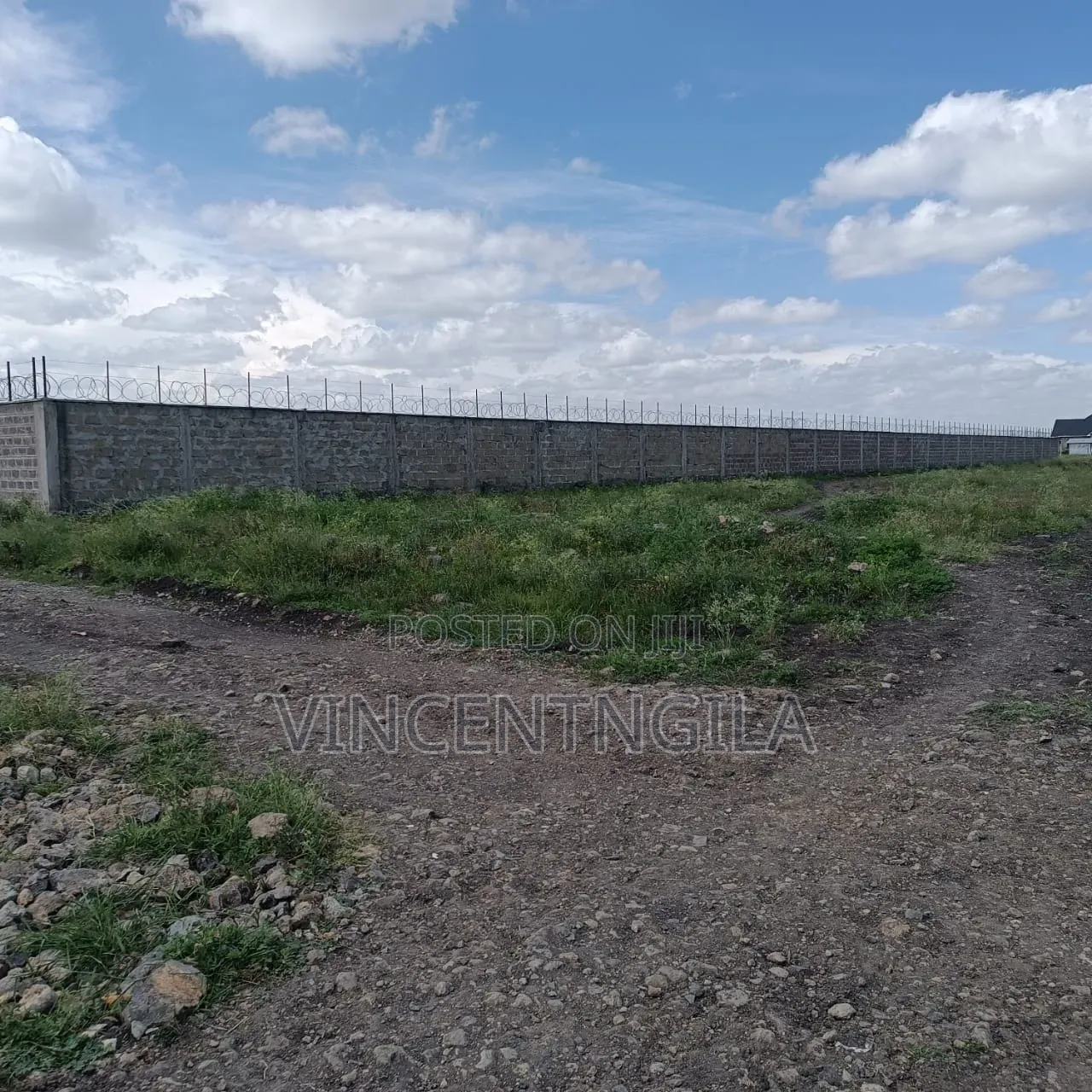 One Acre Parcel on Sale at Lolomgo
