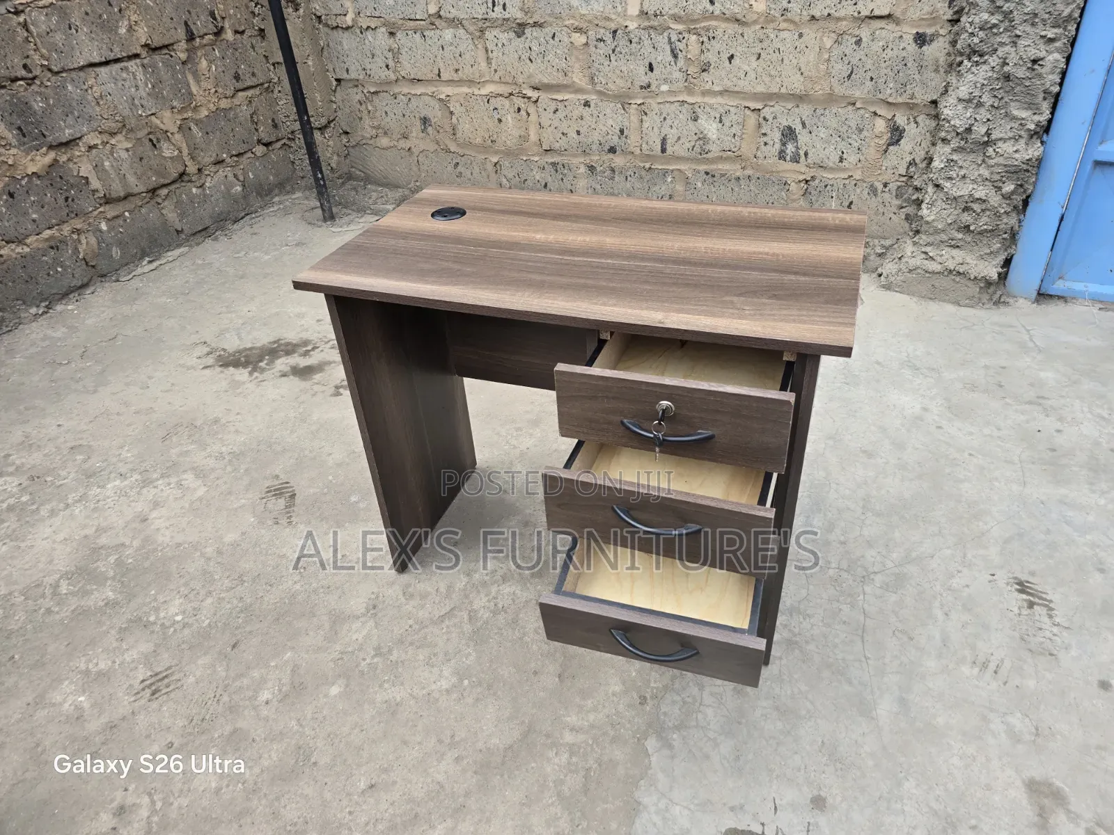 ONE Seater Executive Office Desk