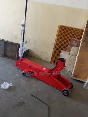 Italian 20T Trolley Jack