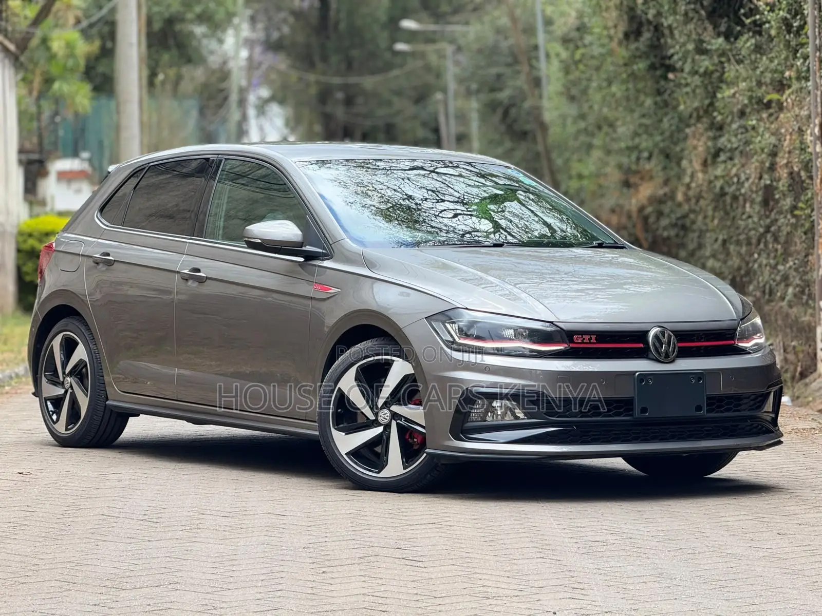 Volkswagen Polo 2019 Gray