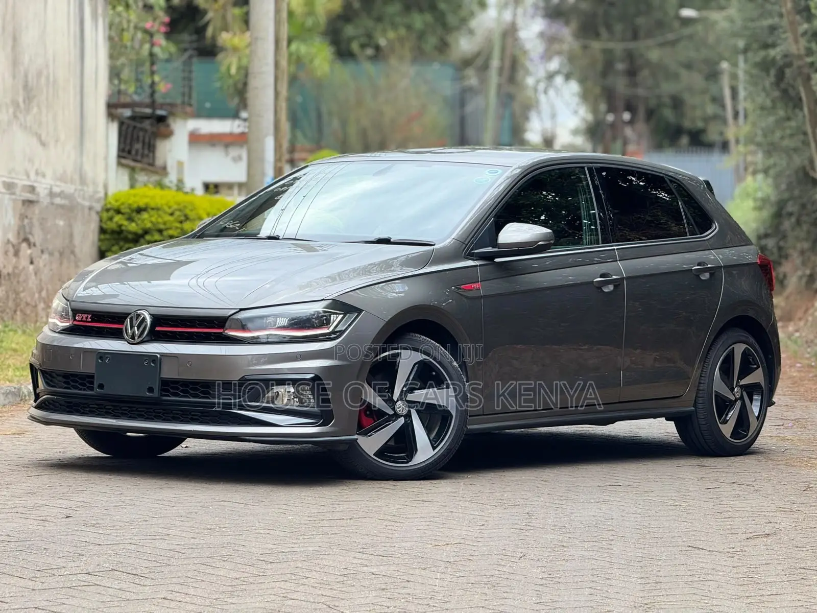Volkswagen Polo 2019 Gray