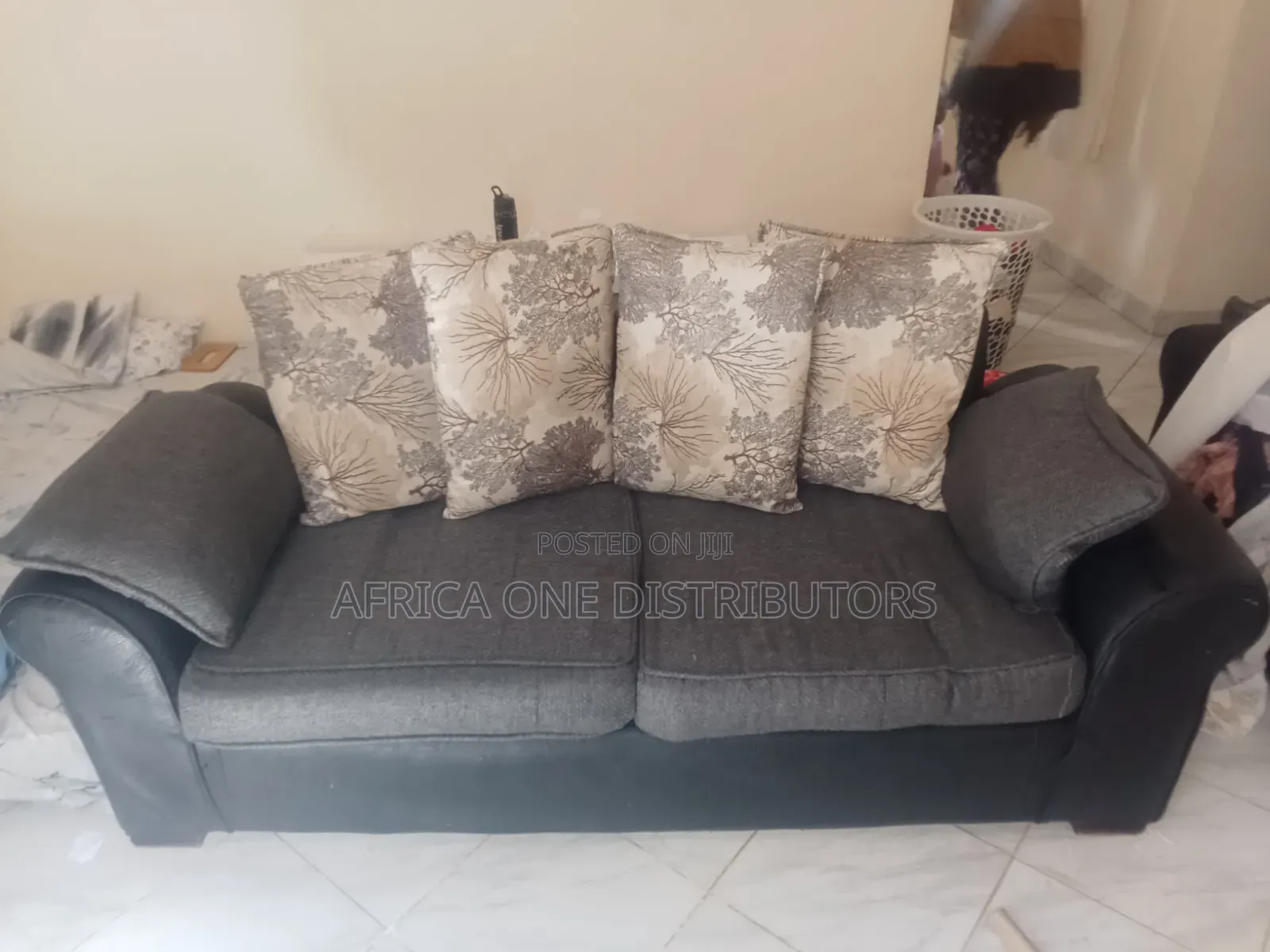 5 Seater Black Sofa Set
