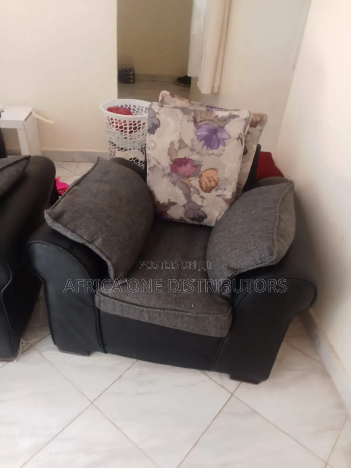 5 Seater Black Sofa Set