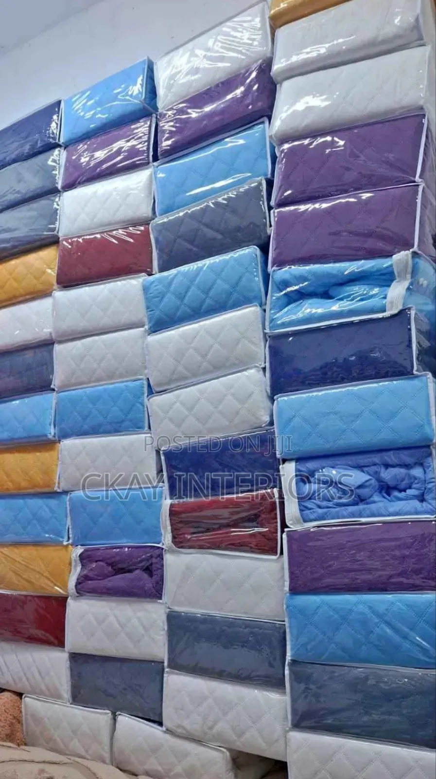 Keep Your Bed Looking Fresh and Neat Every Daywith Colourful Protector