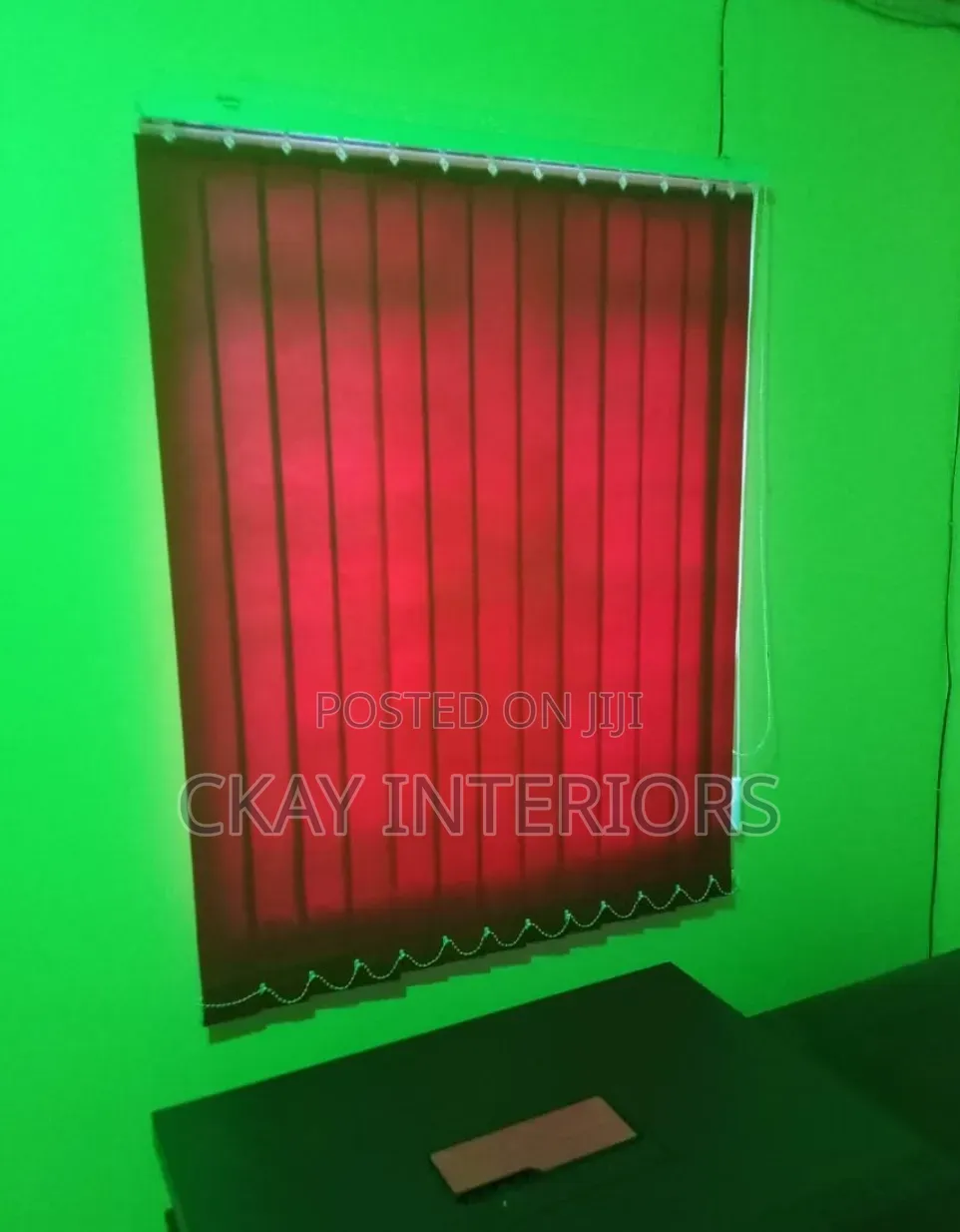 Easy to Wipe Vertical Office Blinds