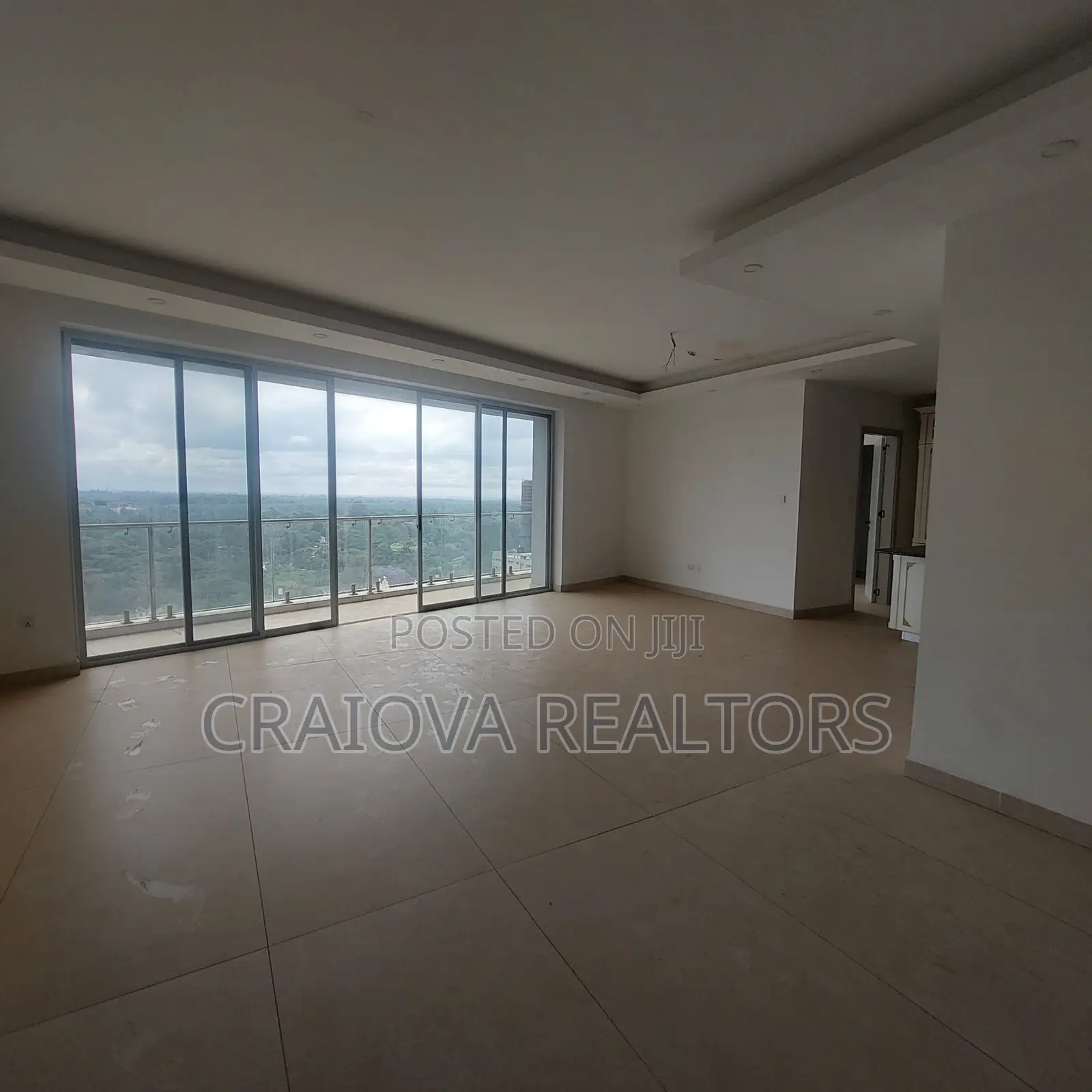4bdrm Duplex in Spring Valley for sale