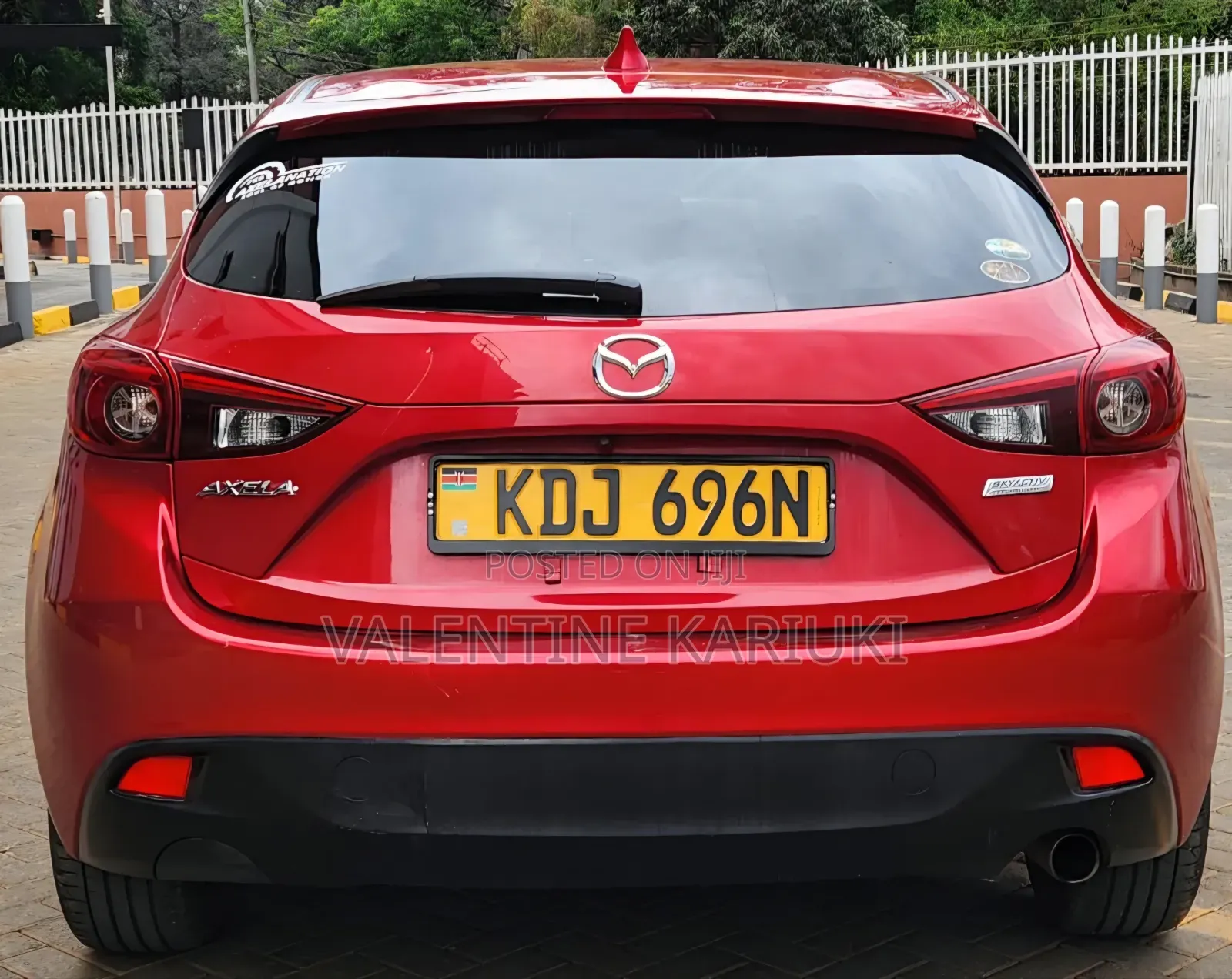 Mazda Axela 2015 Red