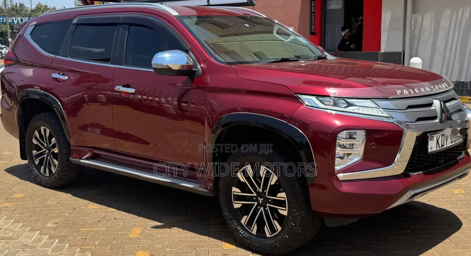 Mitsubishi Pajero Sport 2020 Red