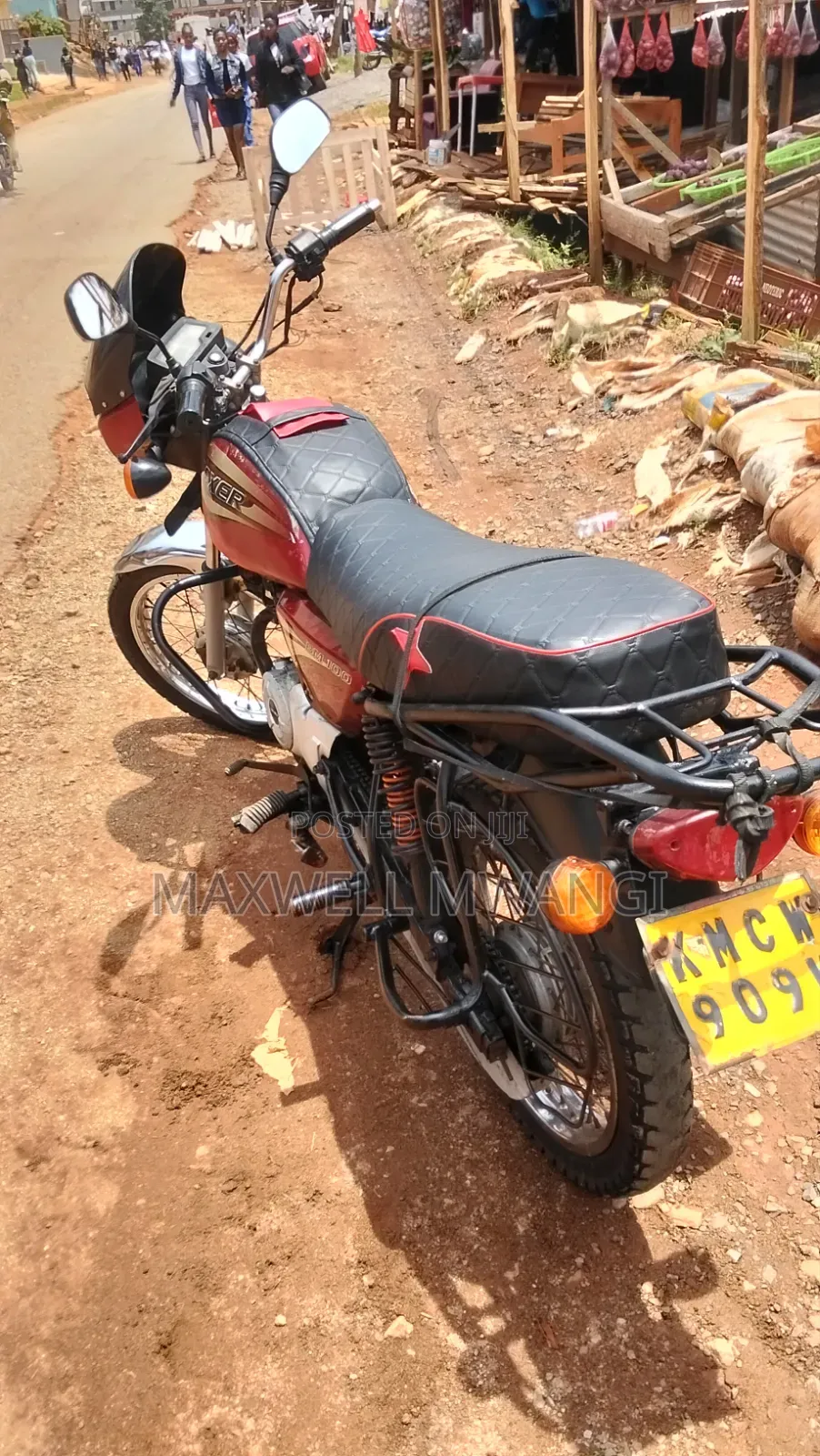 Bajaj Boxer 100 2013 Red