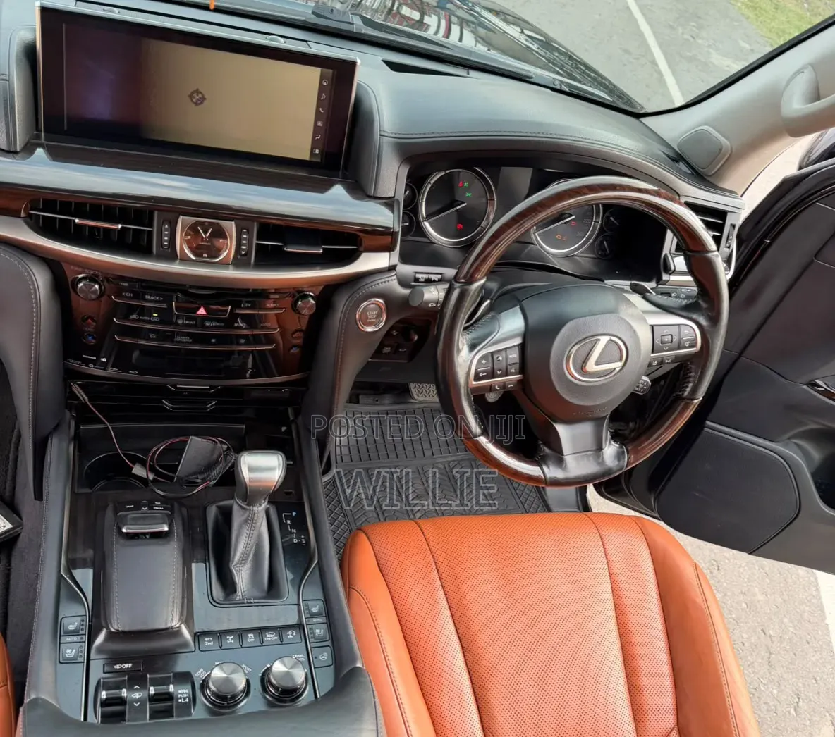 Lexus LX 2015 Black