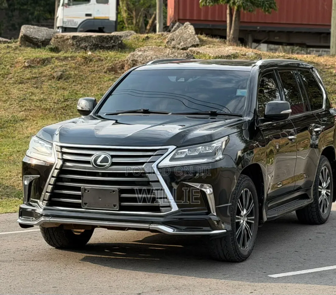 Lexus LX 2015 Black