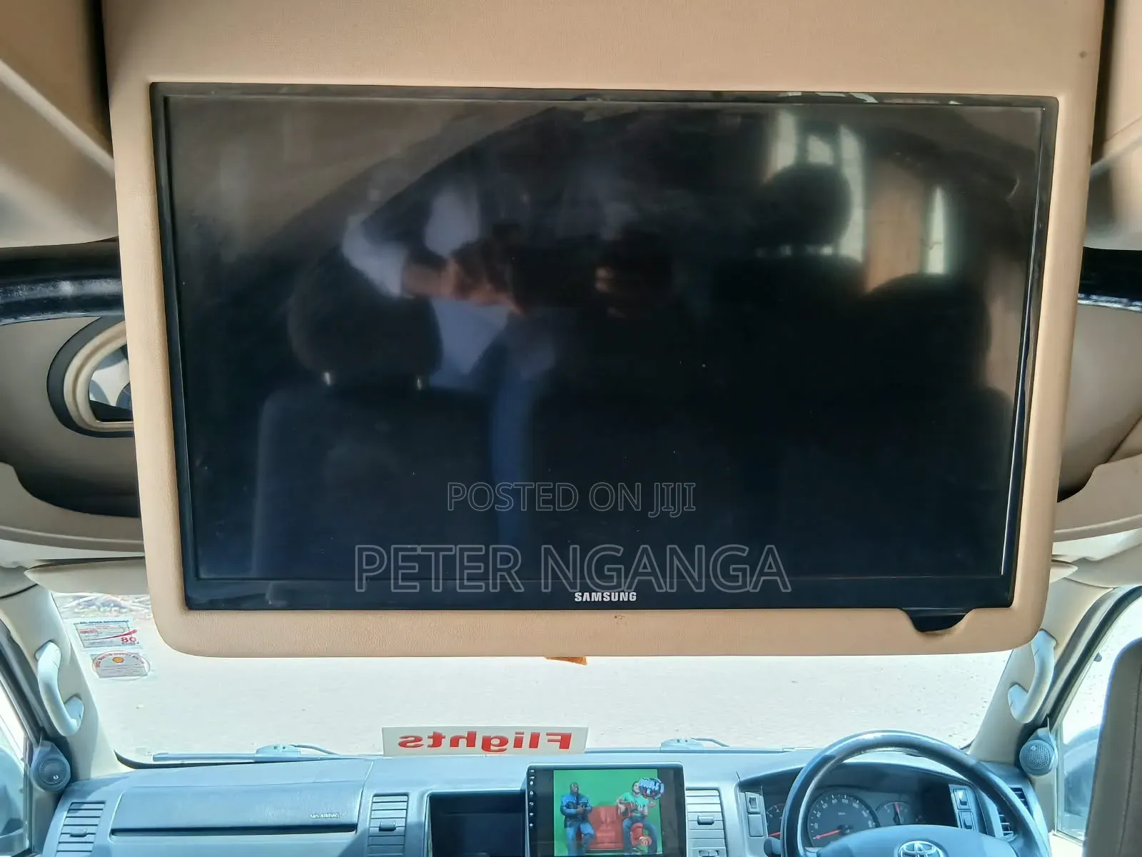 Toyota HiAce 2018 White