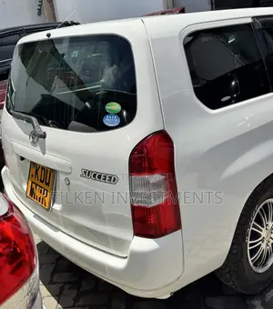 Toyota Succeed 2018 White