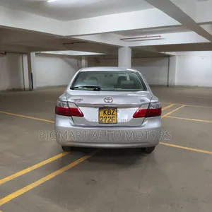 Toyota Premio 2007 Silver