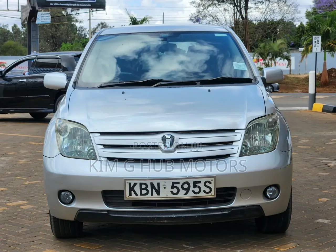 Toyota IST 2004 Silver
