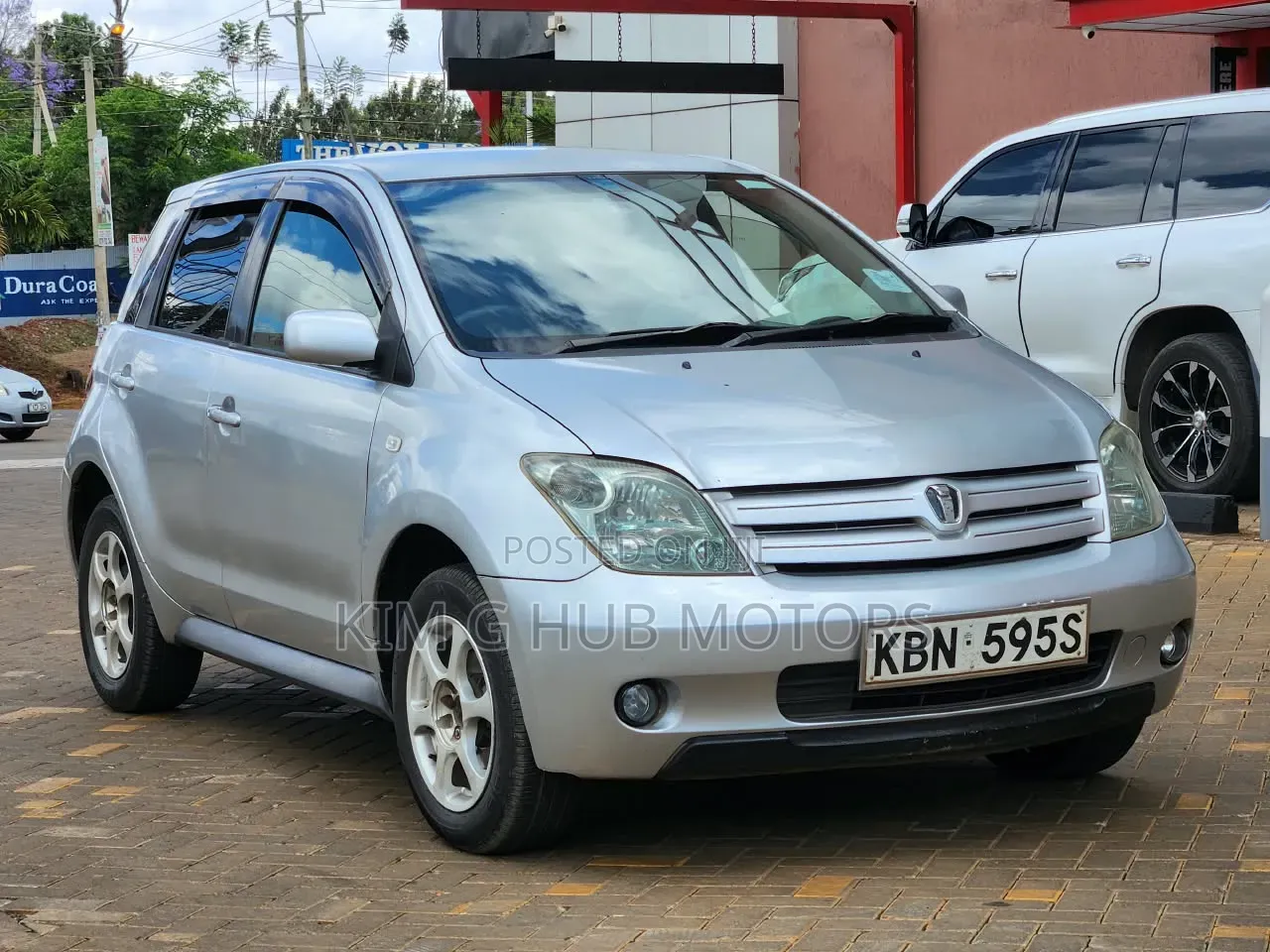 Toyota IST 2004 Silver