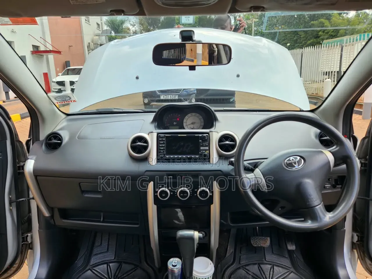 Toyota IST 2004 Silver