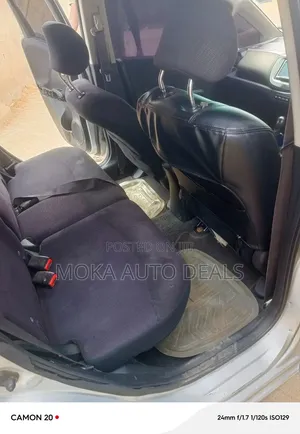 Honda Fit 2011 Silver
