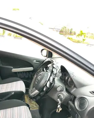 Mazda Demio 2014