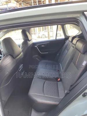 Toyota RAV4 2020 Green
