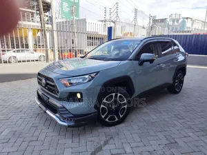 Toyota RAV4 2020 Green
