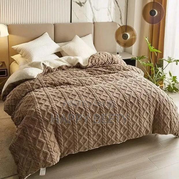 Warm Single Sherpa Blankets Are Available Sizes 6by6 - main view
