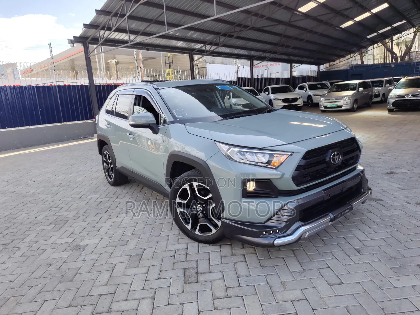 Toyota RAV4 2020 Green