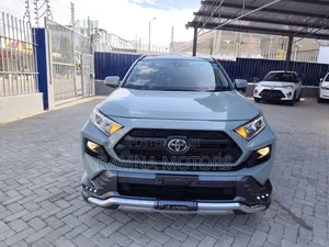Toyota RAV4 2020 Green