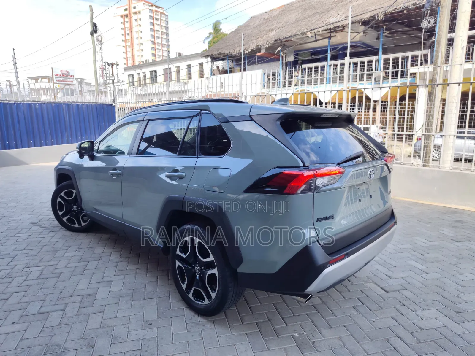 Toyota RAV4 2020 Green