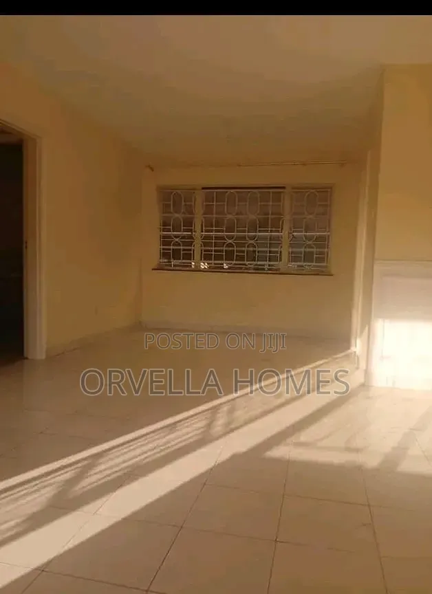 3bdrm Block of Flats in Kilimani, Hurlingham for rent