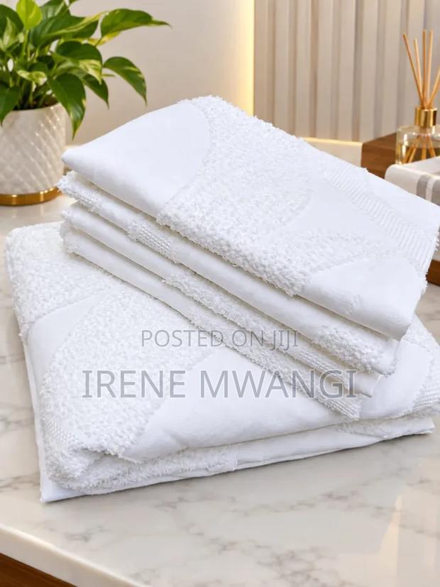 Tufted Duvet Cover - main view