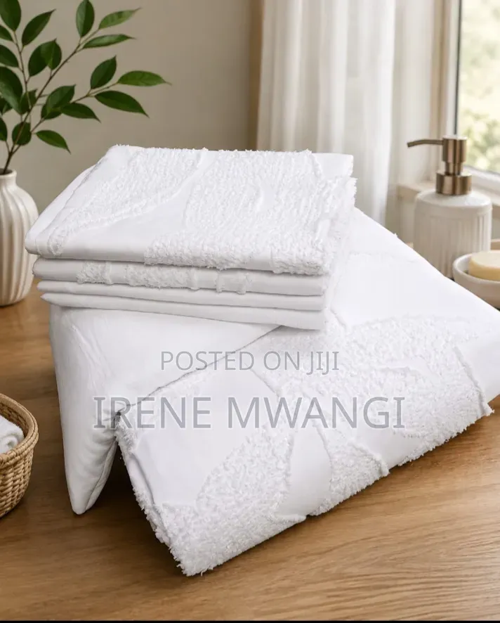 Tufted Duvet Cover