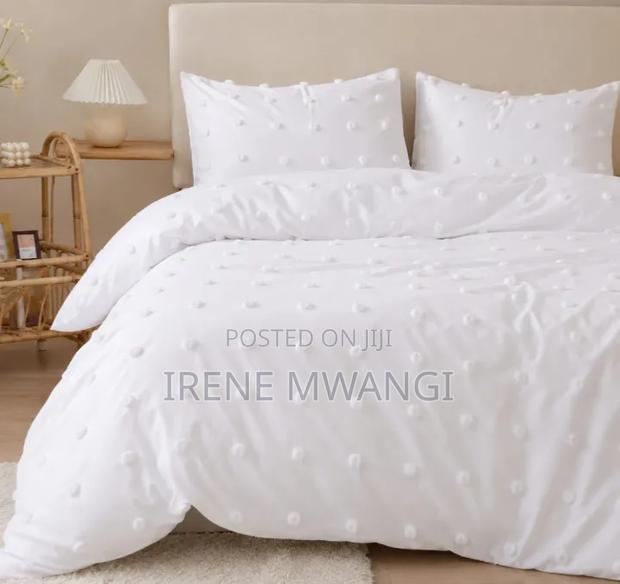 Tufted Duvet Cover - thumbnail 3