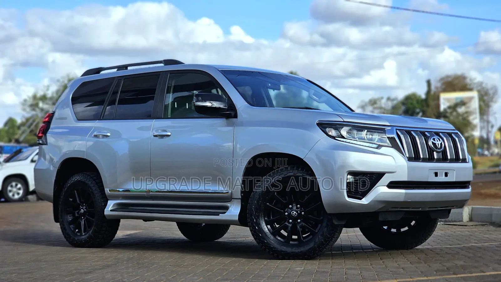 Toyota Land Cruiser Prado 2.8 2017 Silver