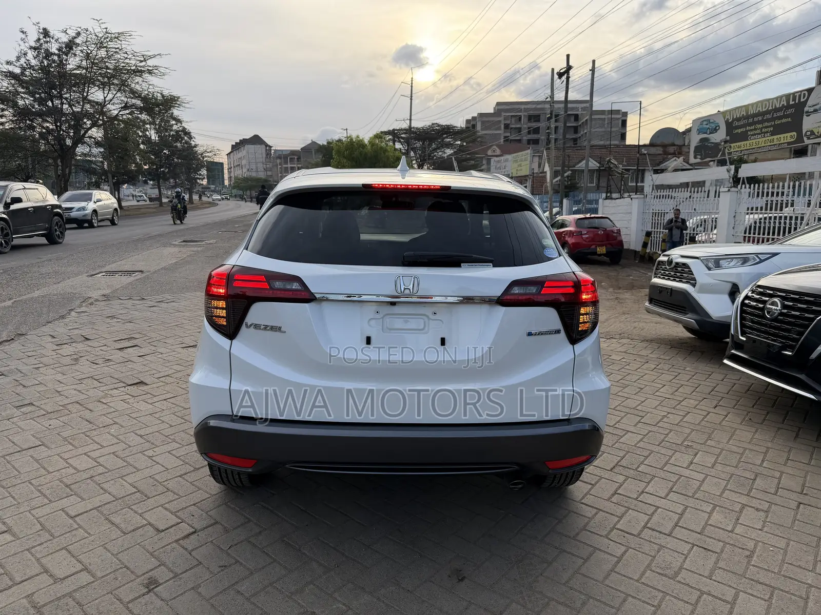 Honda Vezel 1.5 Hybrid 2WD 2019 White