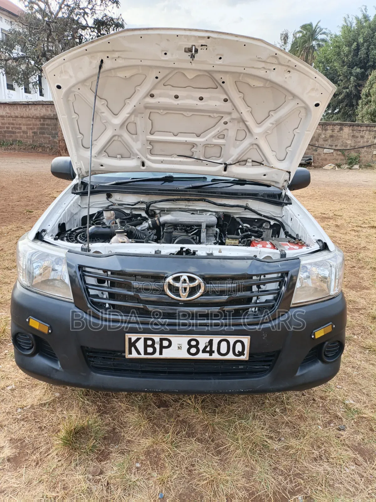 Toyota Hilux 2009 White