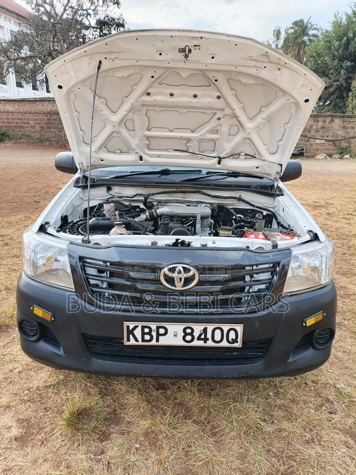 Toyota Hilux 2009 White