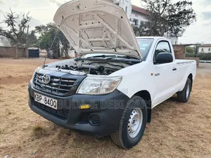Toyota Hilux 2009 White